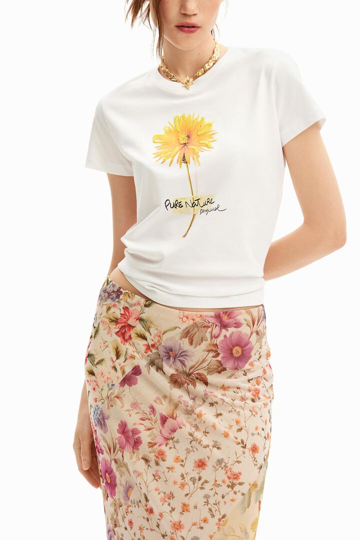 Flower illustration T-shirt
