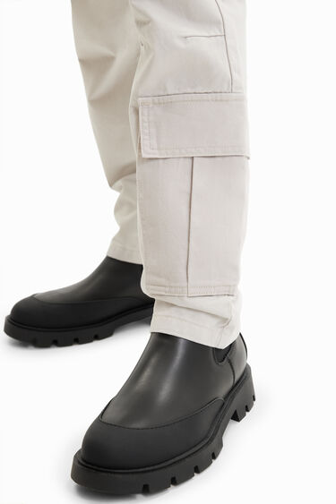 Pantalón cargo patch | Desigual