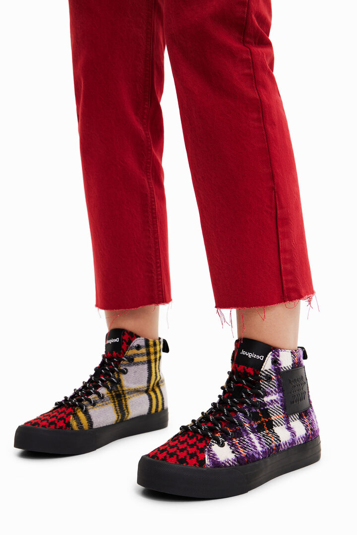 Tartan high-top sneakers | Desigual