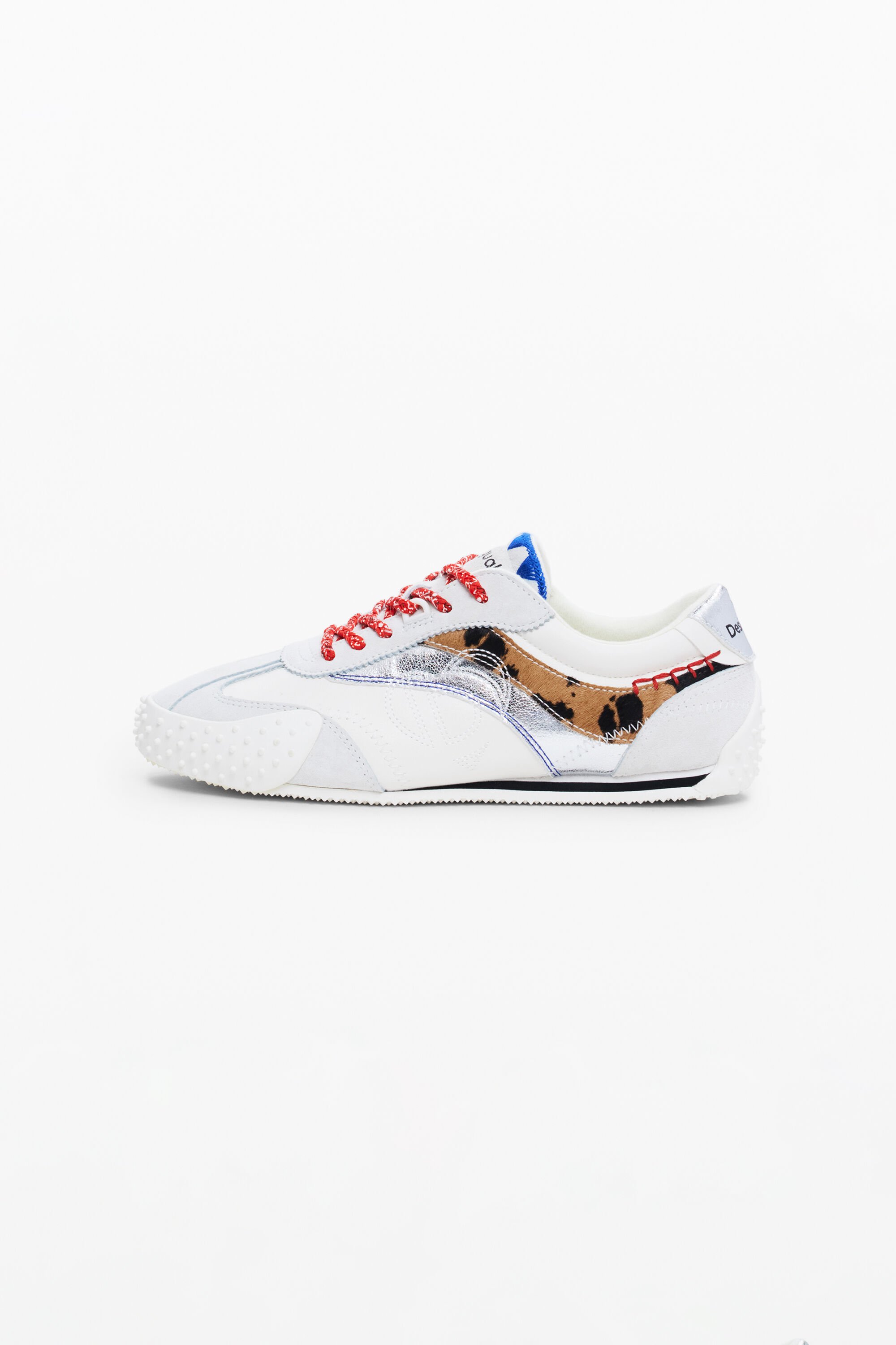 Combined retro sneakers