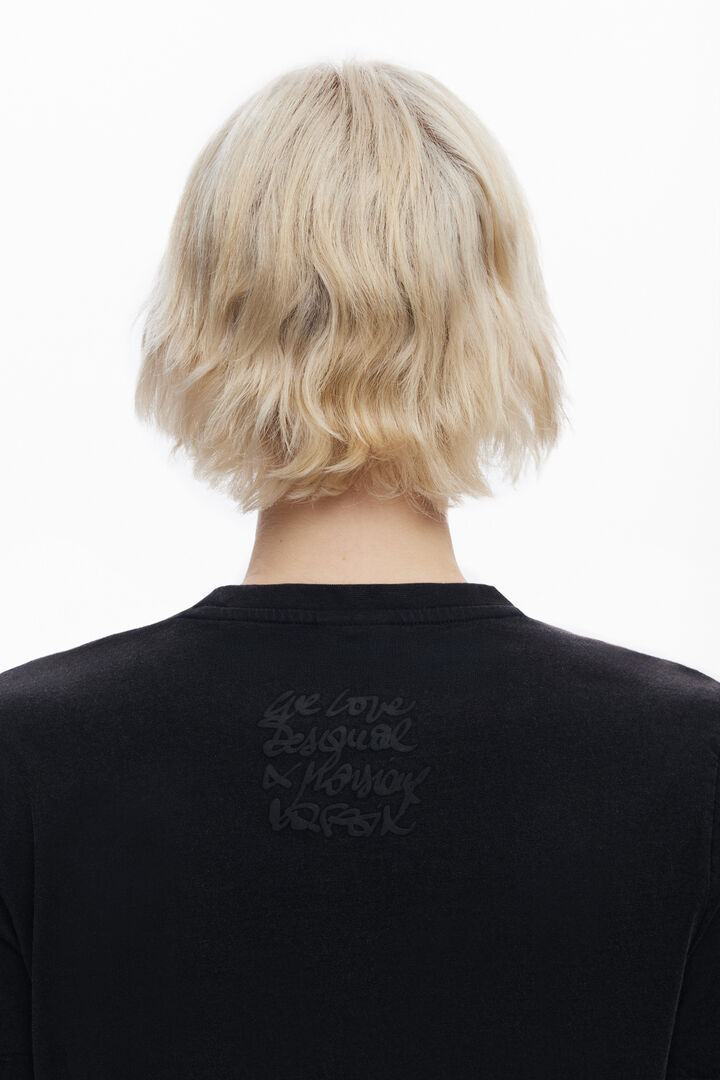 Camiseta diseñada por Mr. Christian Lacroix | Desigual
