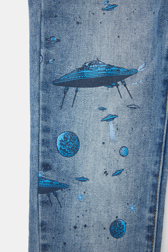Jeans space drawings | Desigual