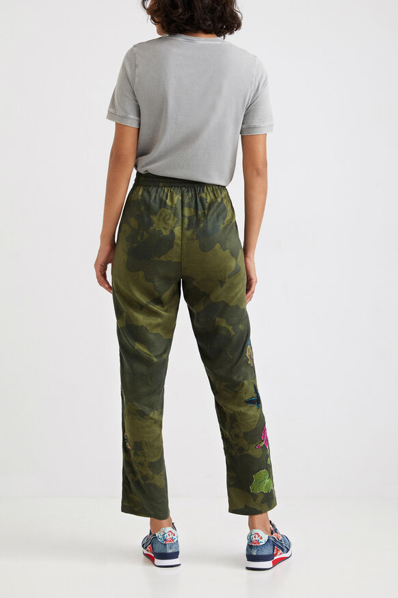 Pantaloni comfort camouflage floreale | Desigual
