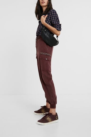 cropped cargo joggers
