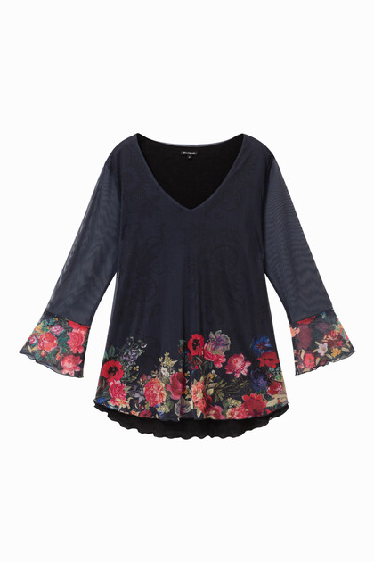Flounced T-shirt flowers