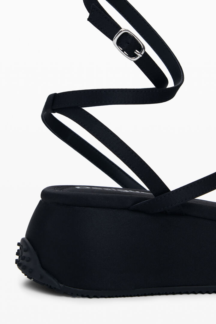 Platform strap sandal | Desigual