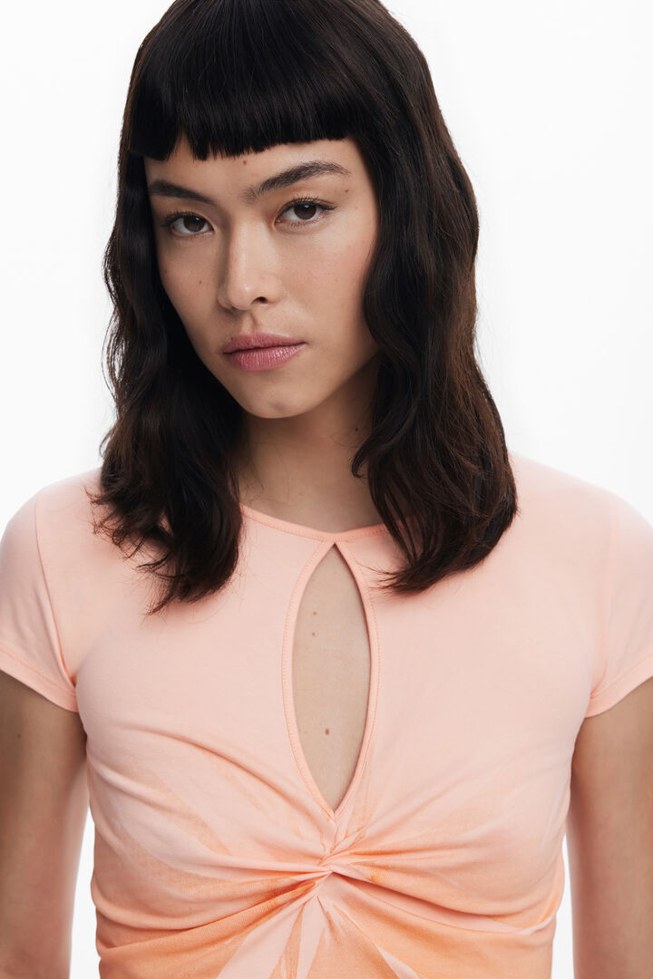 Short-sleeve T-shirt with opening | Desigual