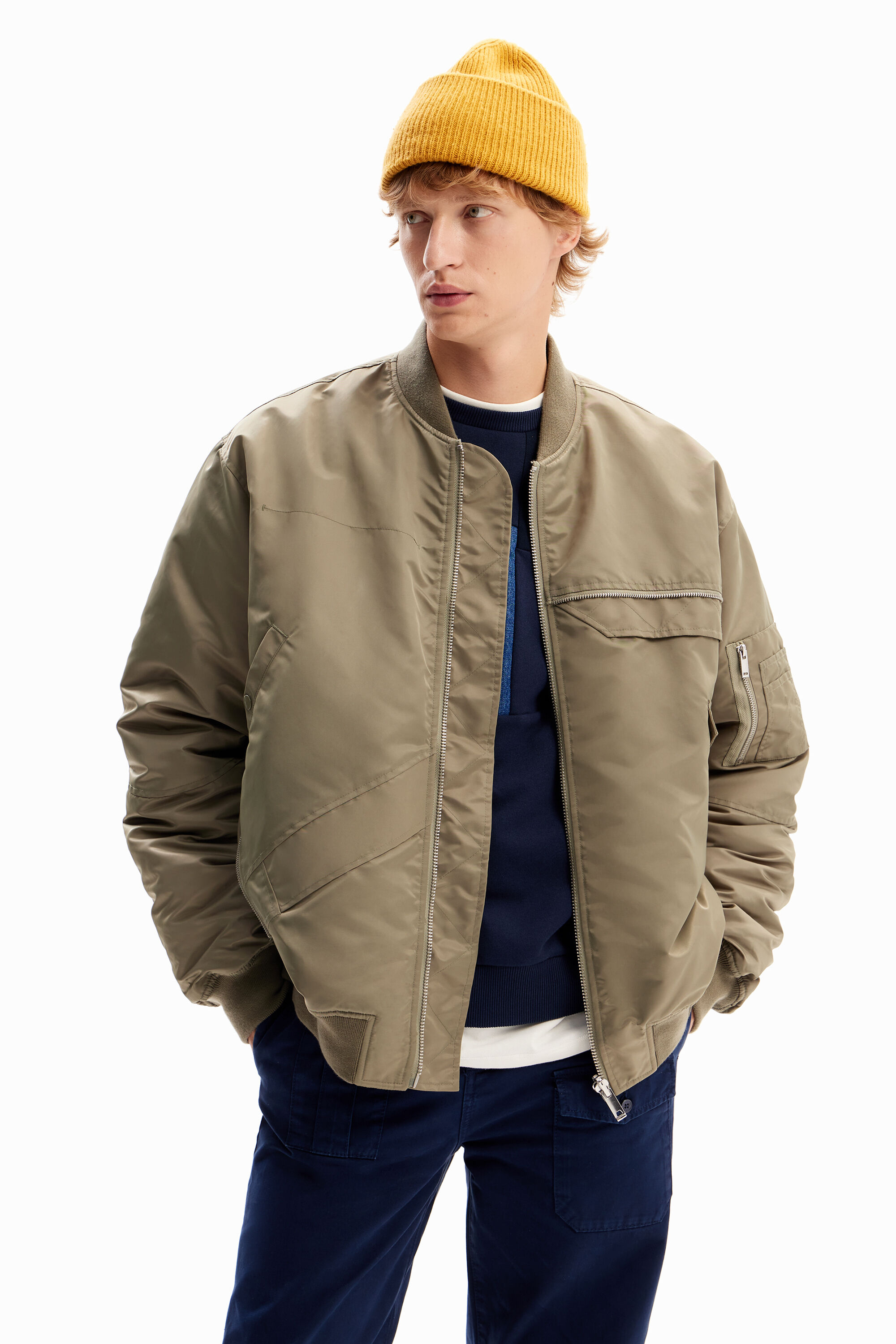 Reversible bomber jacket
