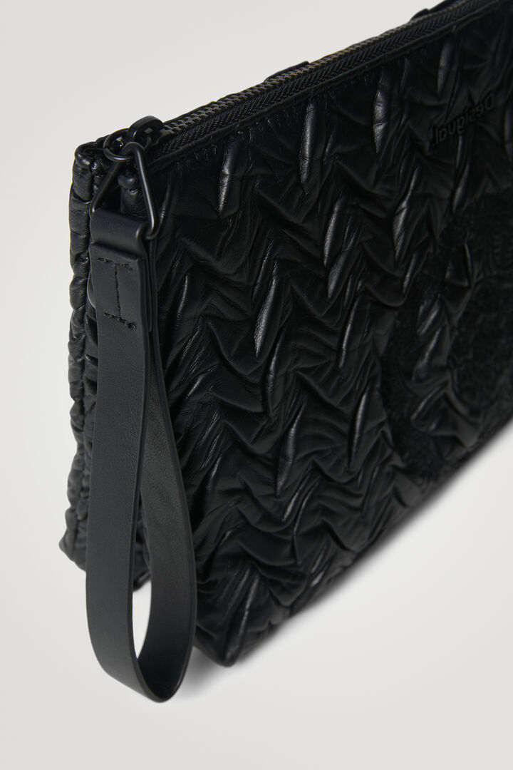 Bolso bandolera efecto arrugado acolchado | Desigual