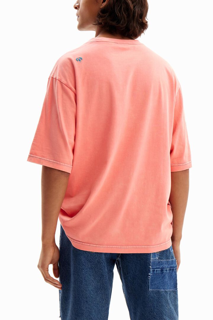 T-shirt with cutouts and pocket. | Desigual