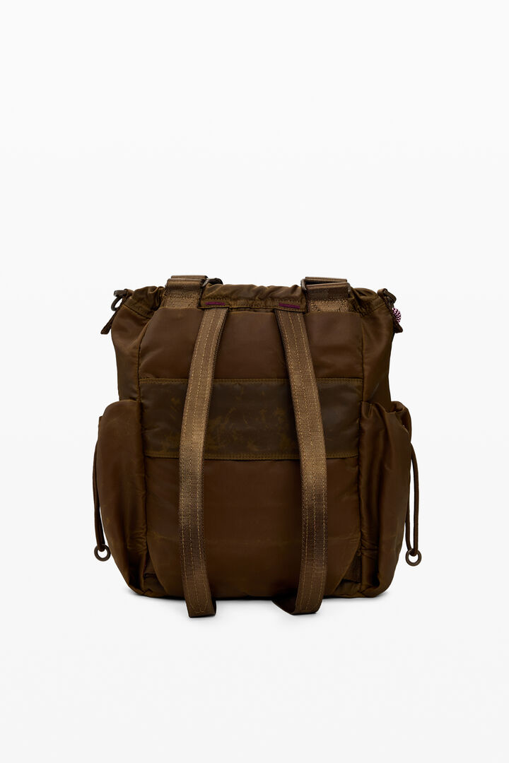 Mochila mediana multiposición nylon | Desigual