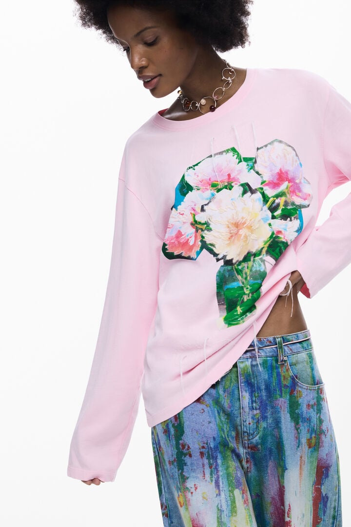 T-Shirt Desigual Femme – 100% Coton Confortable, Poche Avant & Lacets – Style SS25 Barcelona Chic