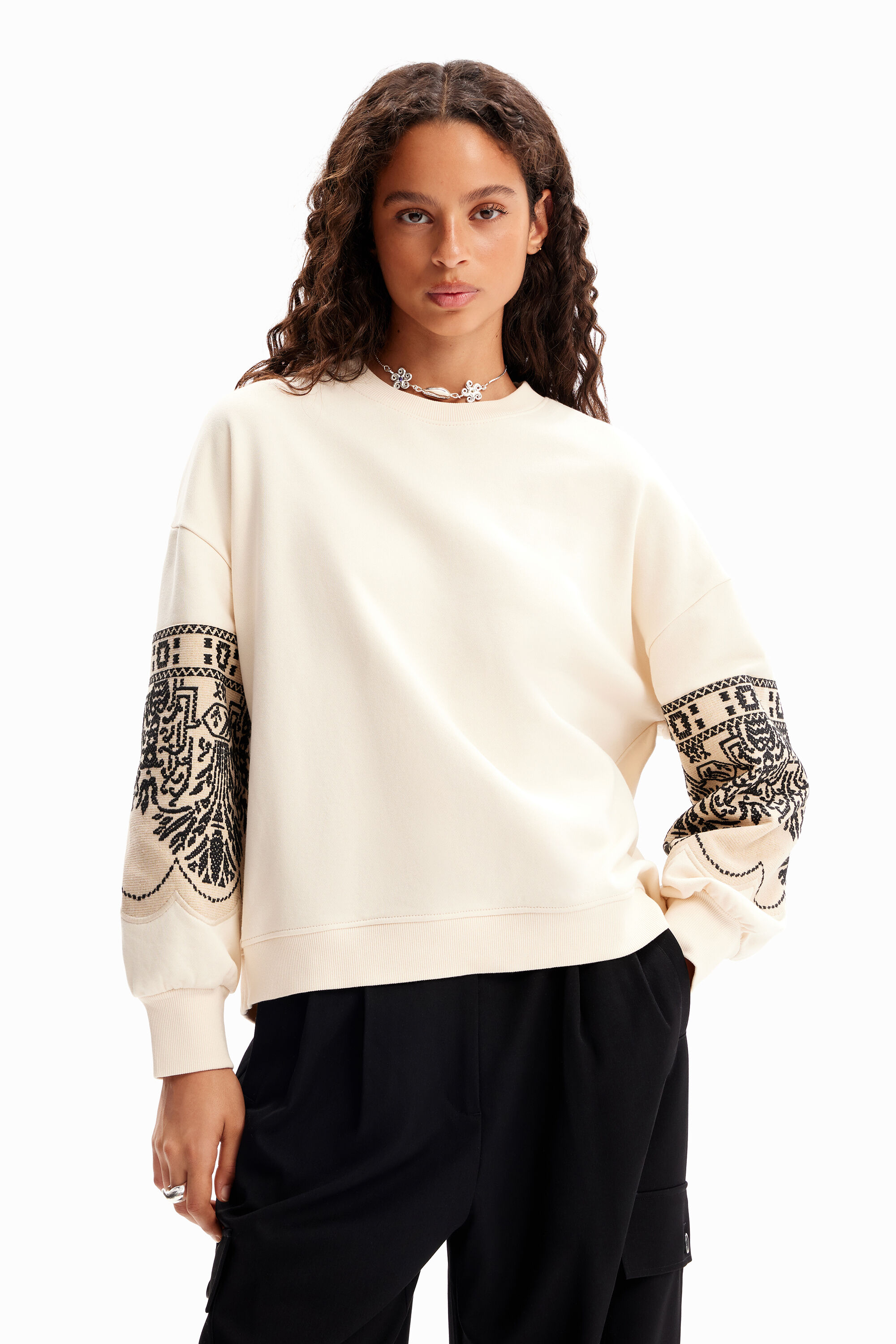 Women s Oversize embroidered sweatshirt I Desigual