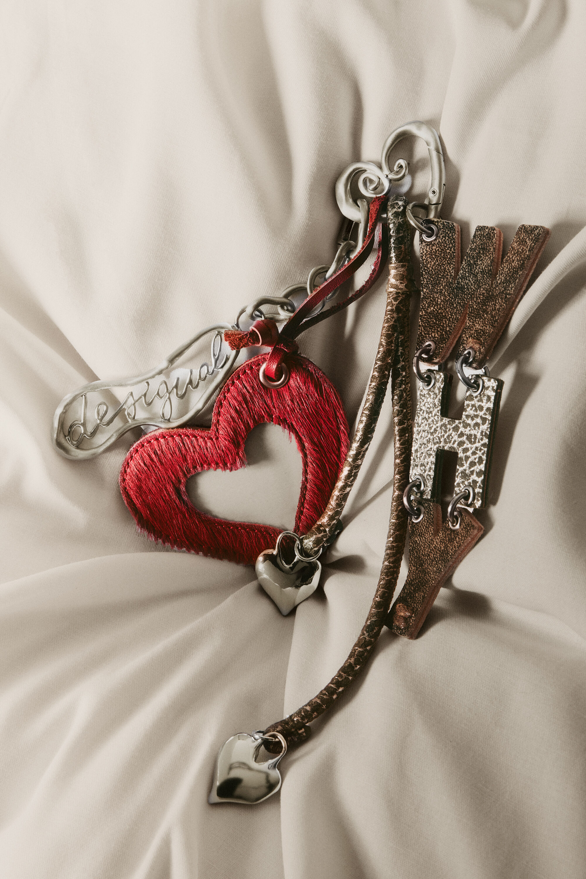 一条りあな　Spirit of defiance Leather charm 一条りあな Spirit of defiance Leather charm