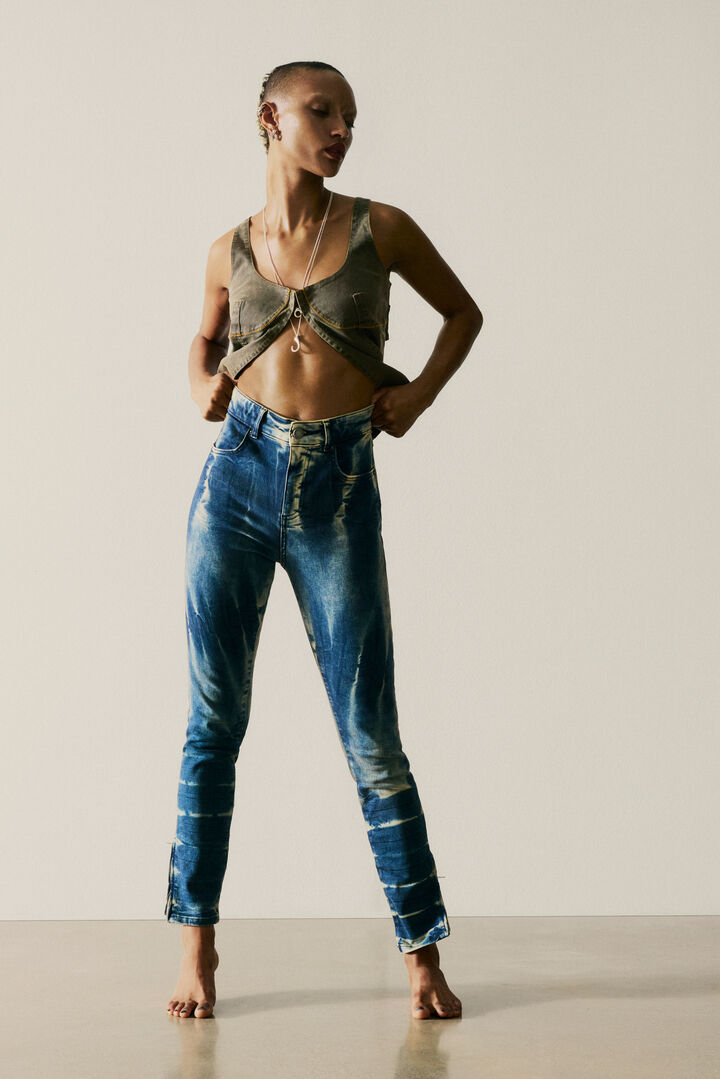 SPODNIE JEANSOWE TIE DYE | Desigual