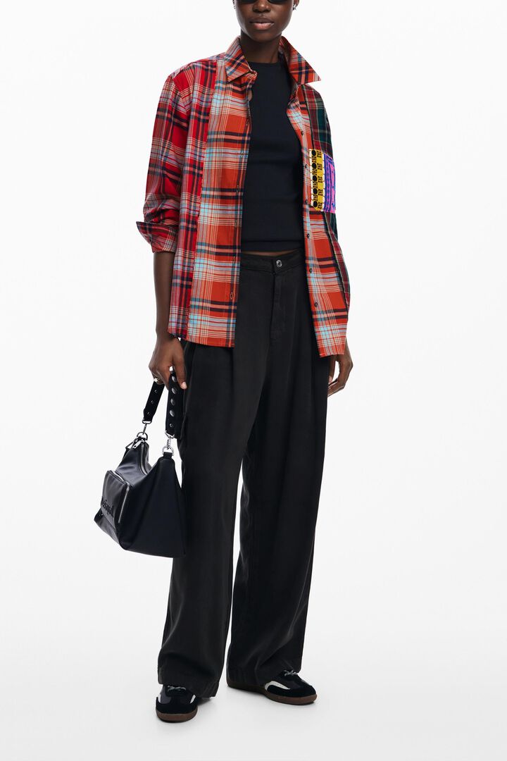 Kockovaná patch košeľa | Desigual