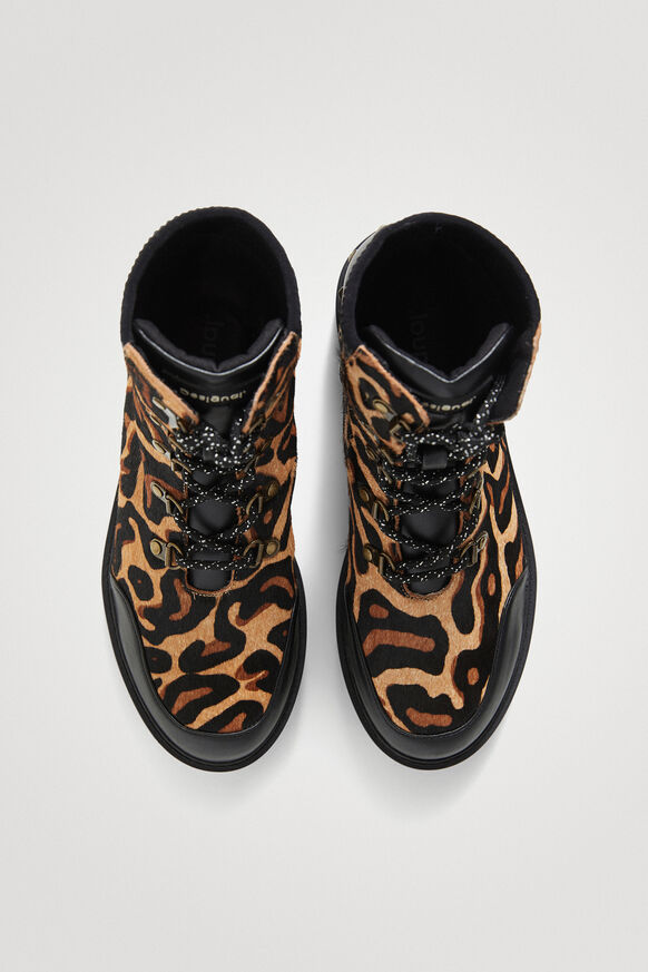 Animal print leather boots | Desigual