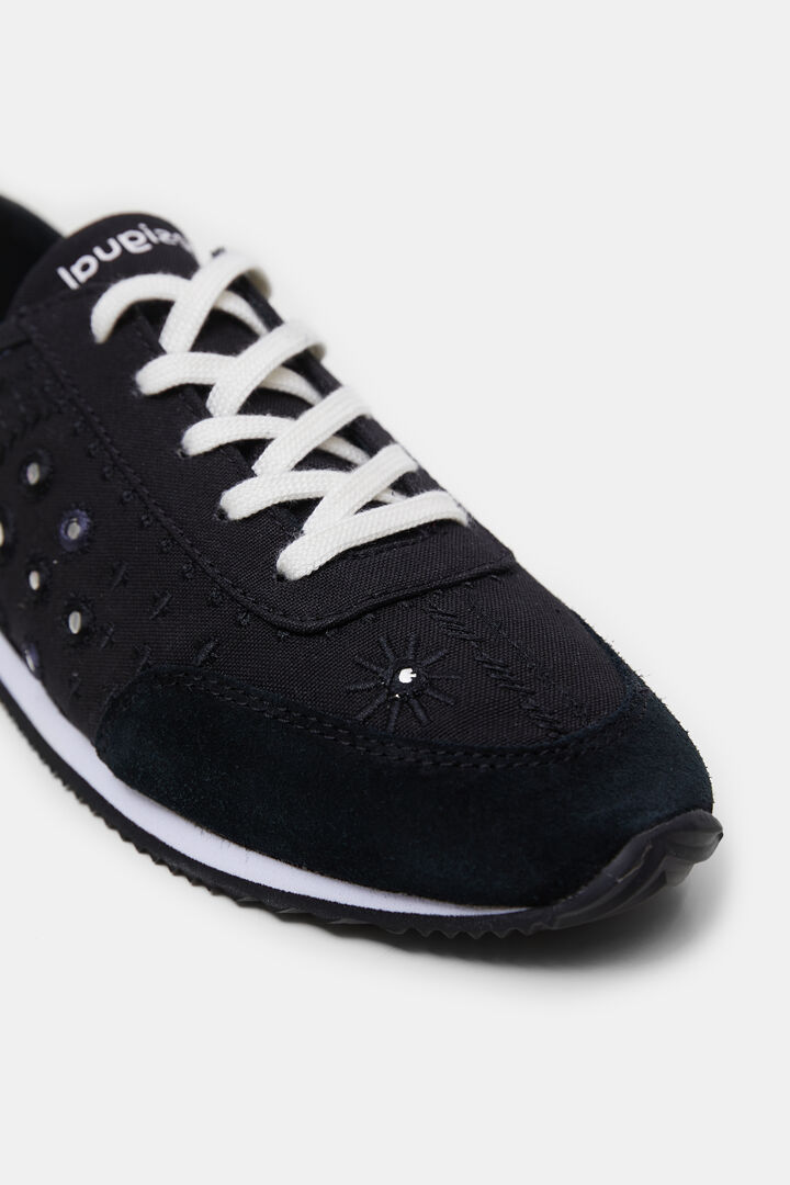 Zapatillas de piel bordadas | Desigual