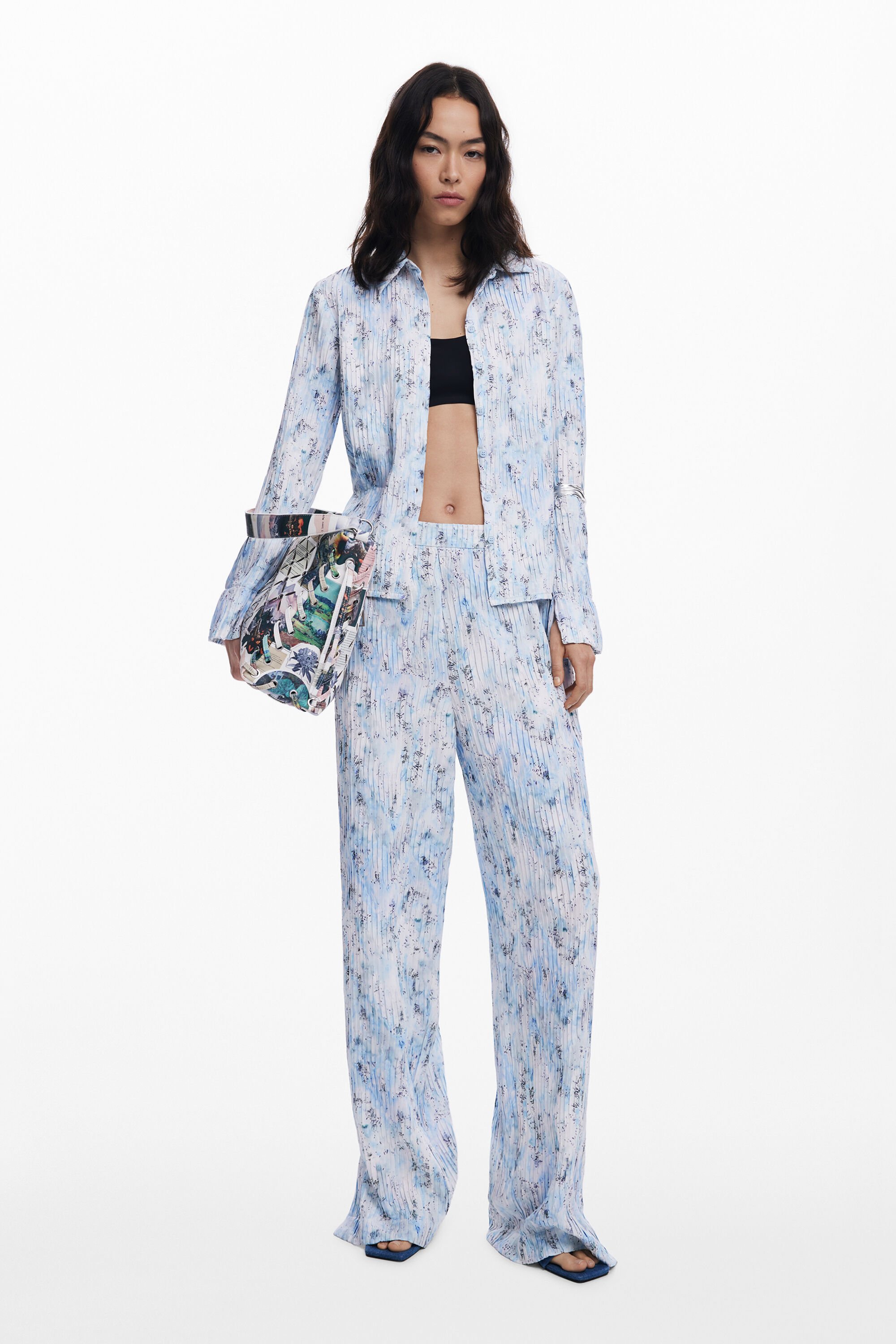 プリーツ入りストレッチシャツ 女性用 I Desigual.com
