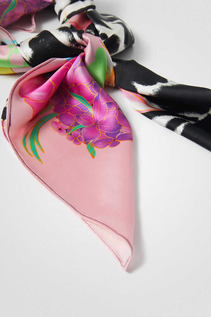 Foulard cuadrado seda | Desigual