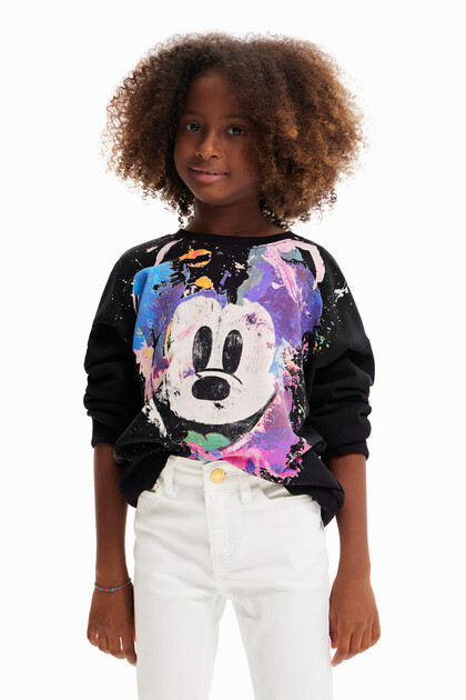 Pulover z Disneyjevo Miki Miško in razpršeno barvo