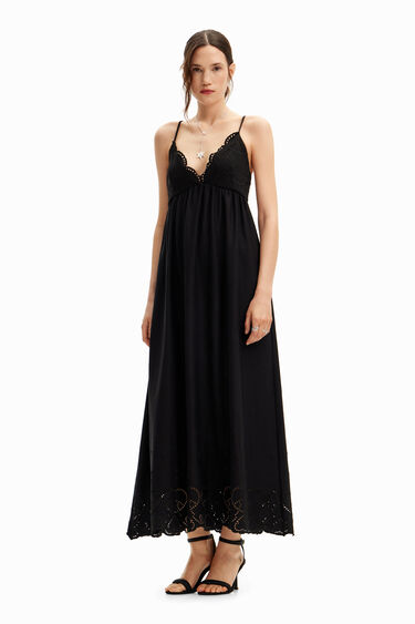Long dress with thin straps and lace. | Desigual