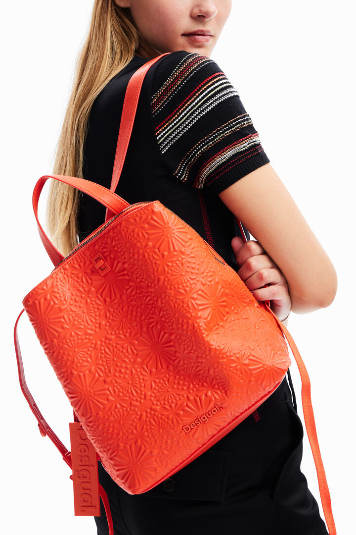 Small geometric embossed backpack | Desigual