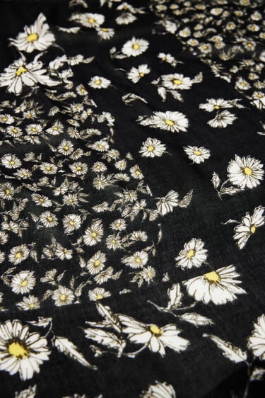 Rectangular patchwork daisy foulard | Desigual