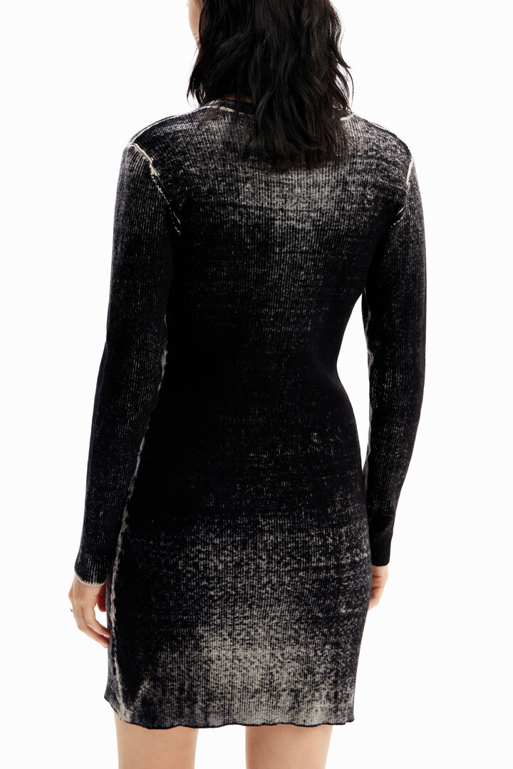 Distressed short knit dress | Desigual