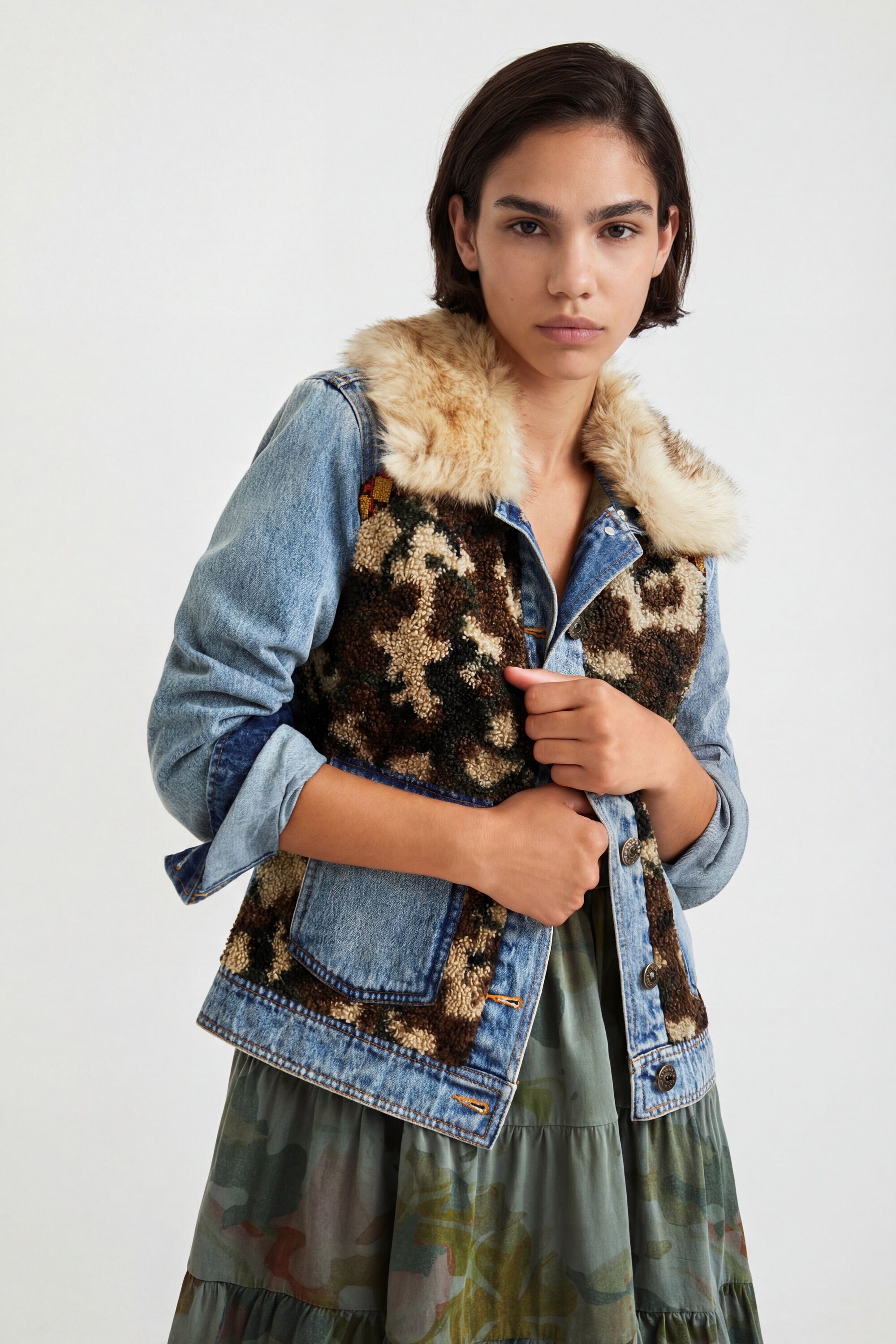 Desigual, Jeansjacke im Slim Fit in Felloptik, Blau, 42