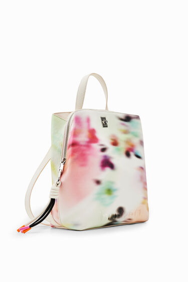Pórtico consonante Acera Mochila pequeña desenfocada de mujer I Desigual.com