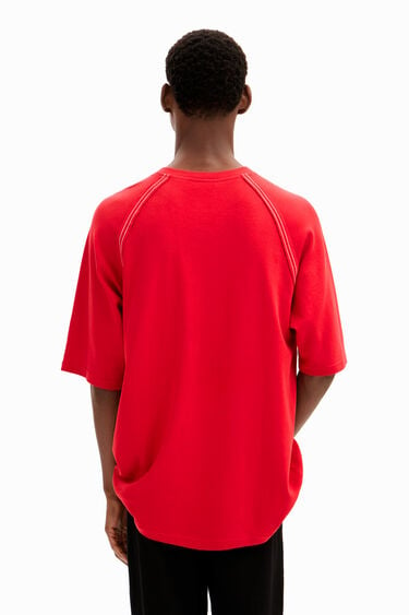 Einfarbiges T-Shirt mit Desigual-Illustration. | Desigual