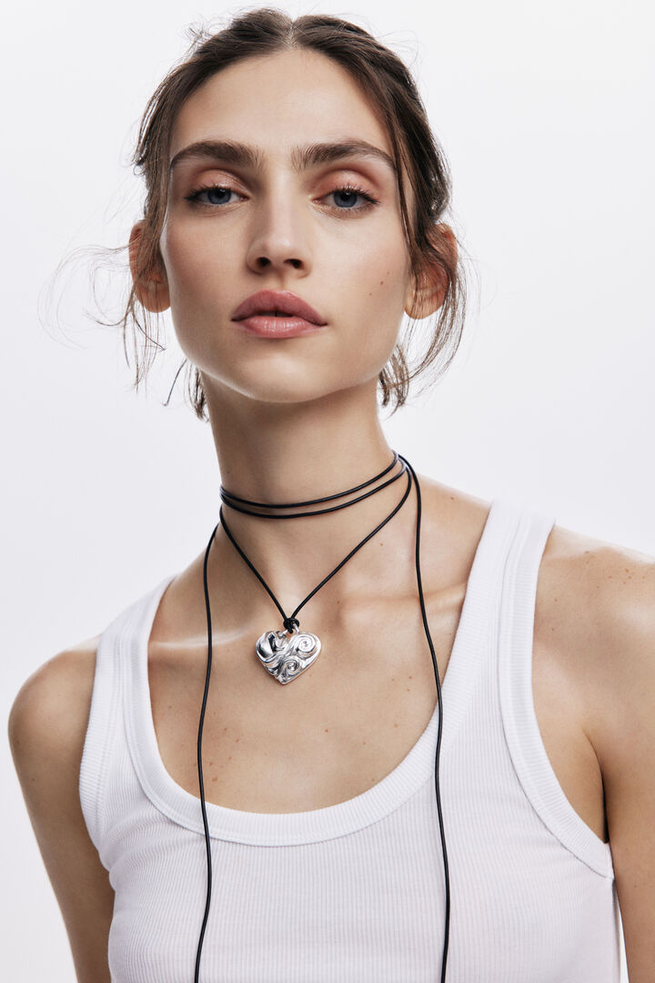 Zalio gold-plated heart pendant with cord | Desigual