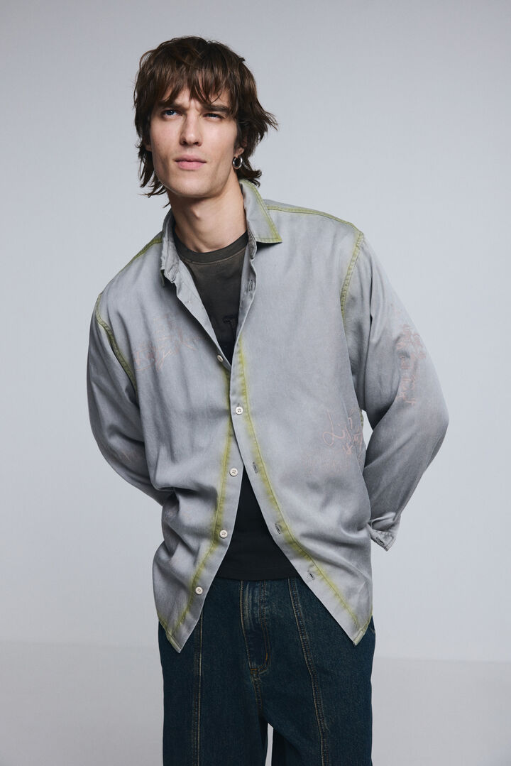 Hemd mit Schriftzug und Used-Effekt