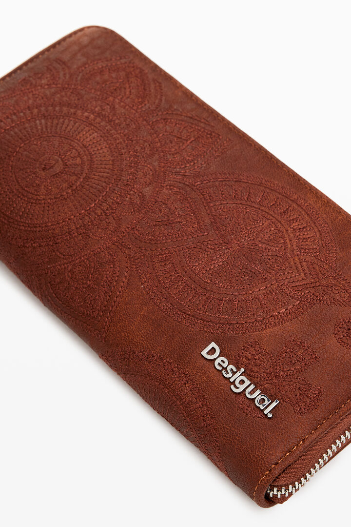 Large floral embroidery wallet | Desigual