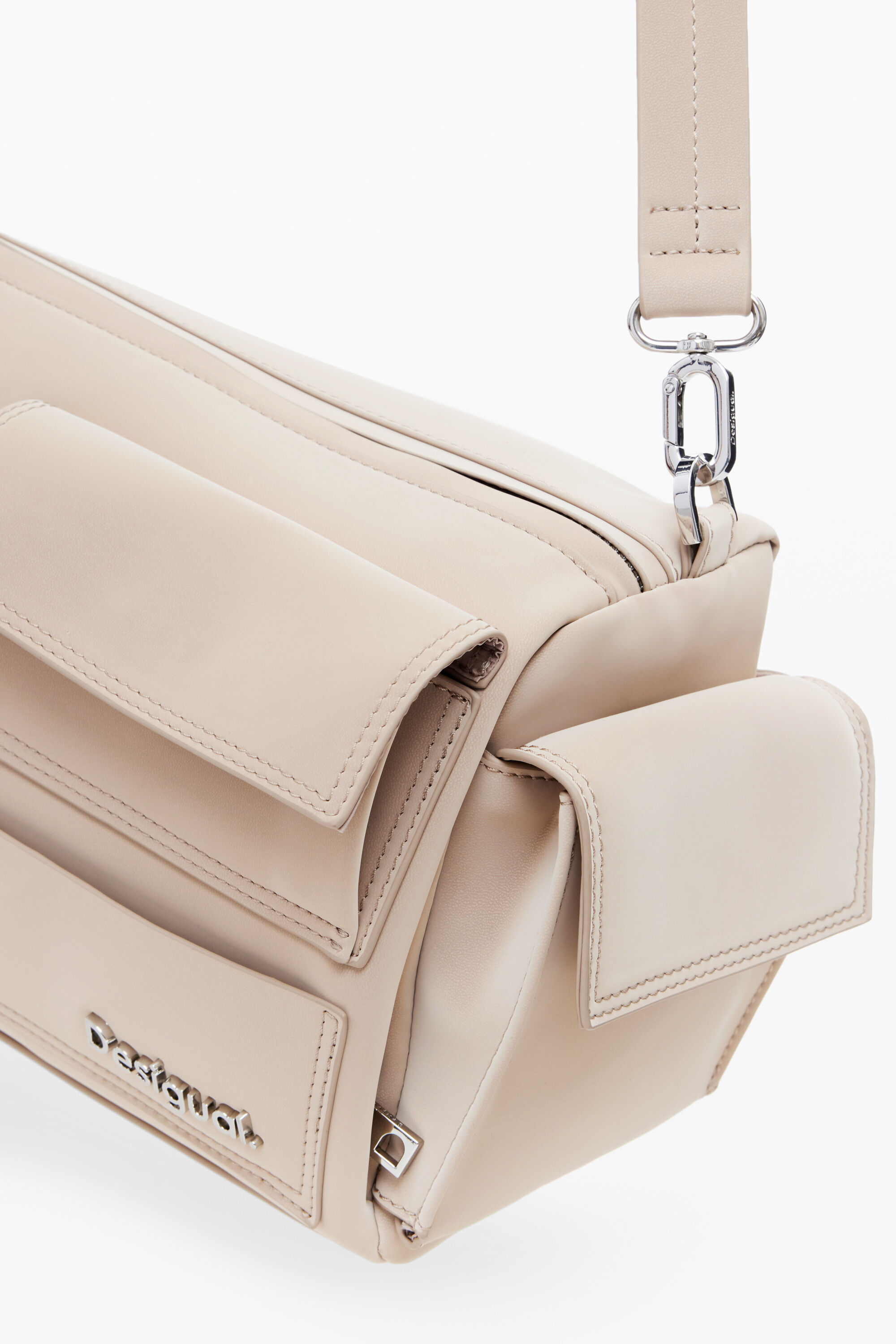 Womens baguette bag 2025