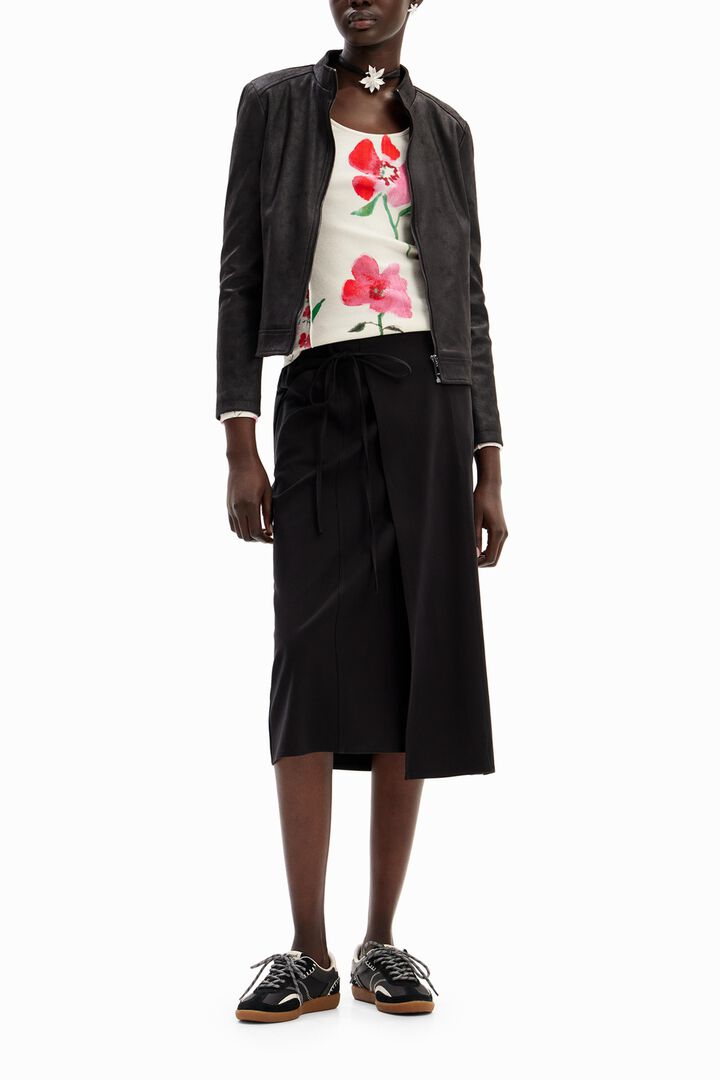 Camiseta patch flores | Desigual