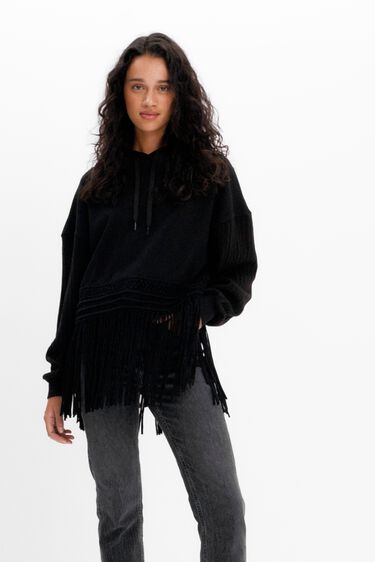 Felpa oversize cappuccio frange | Desigual
