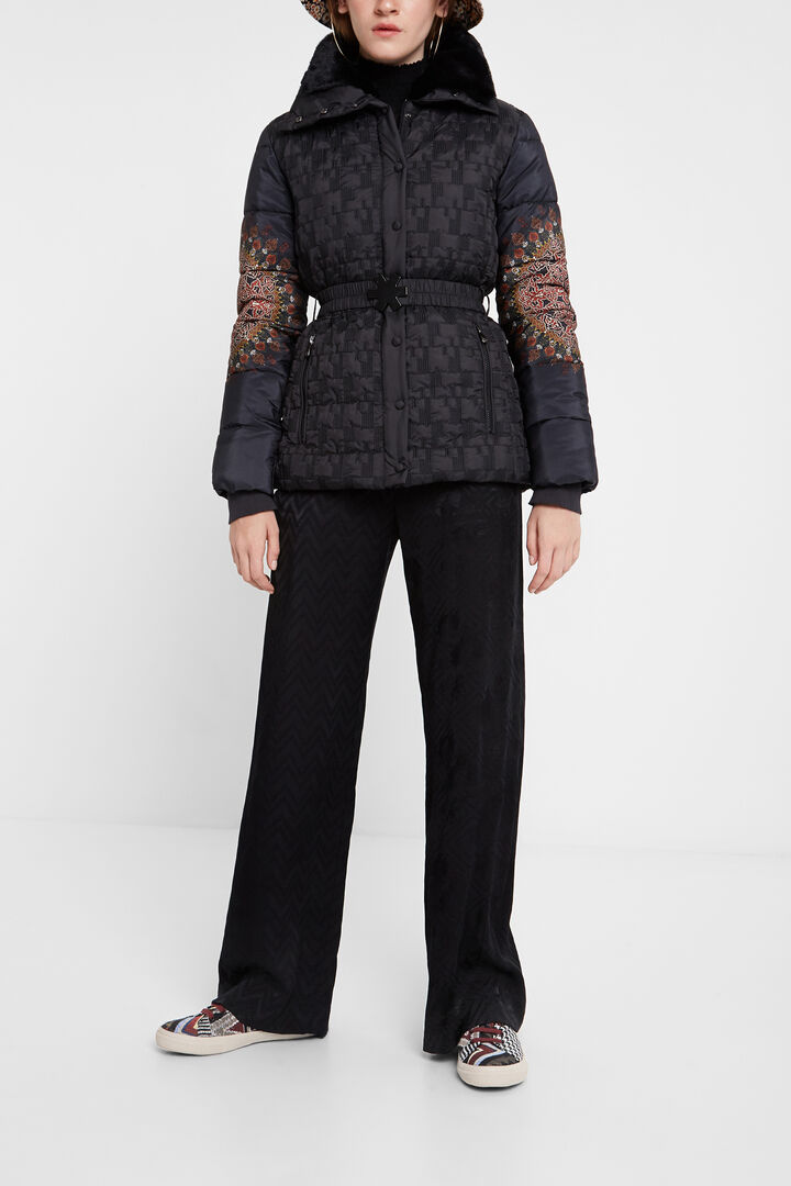 Adjustable waist funnel neck padded jacket | Desigual