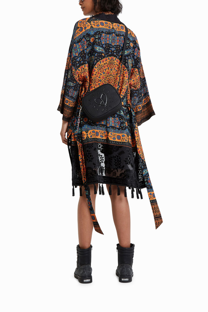 Etno kimono s brmbolcami | Desigual