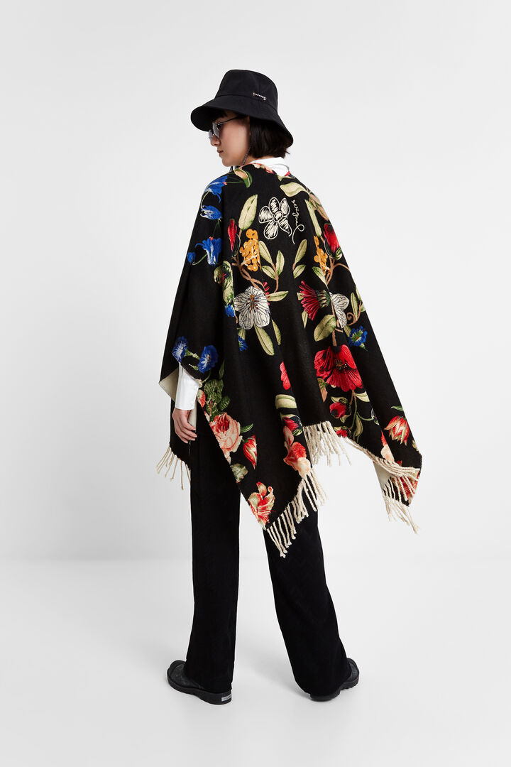 Reversible crossed poncho | Desigual