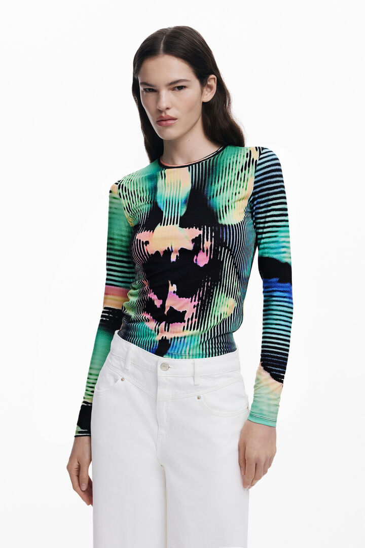 Long-sleeve striped T-shirt