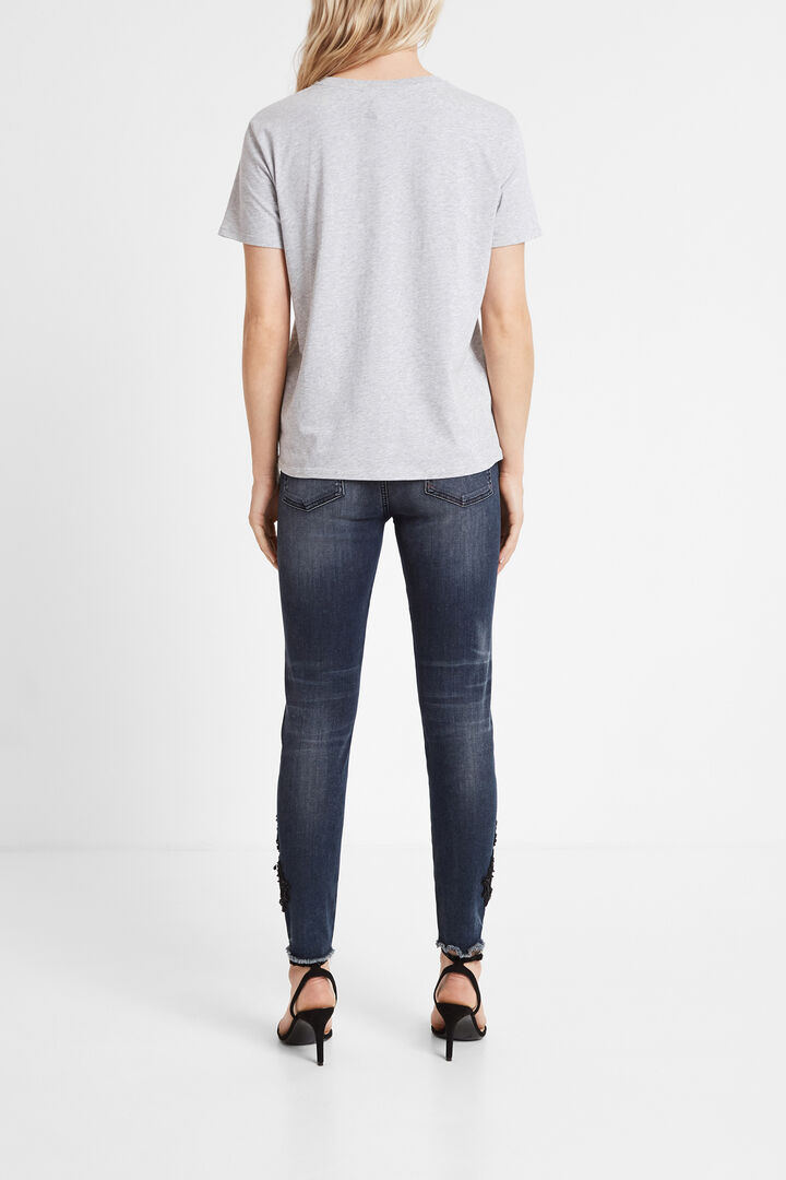 Camiseta patch mensaje y estampado | Desigual