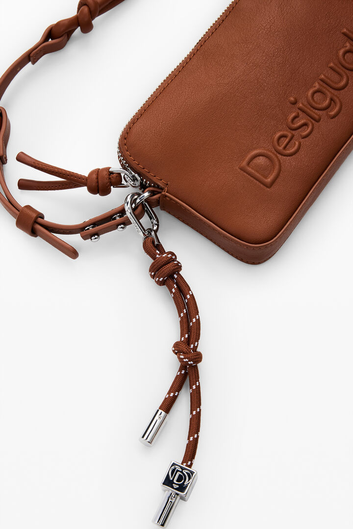3D logo phone holder | Desigual