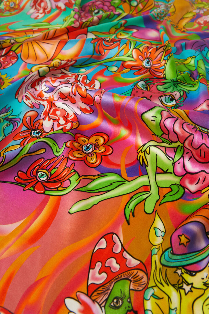 Square silk foulard | Desigual