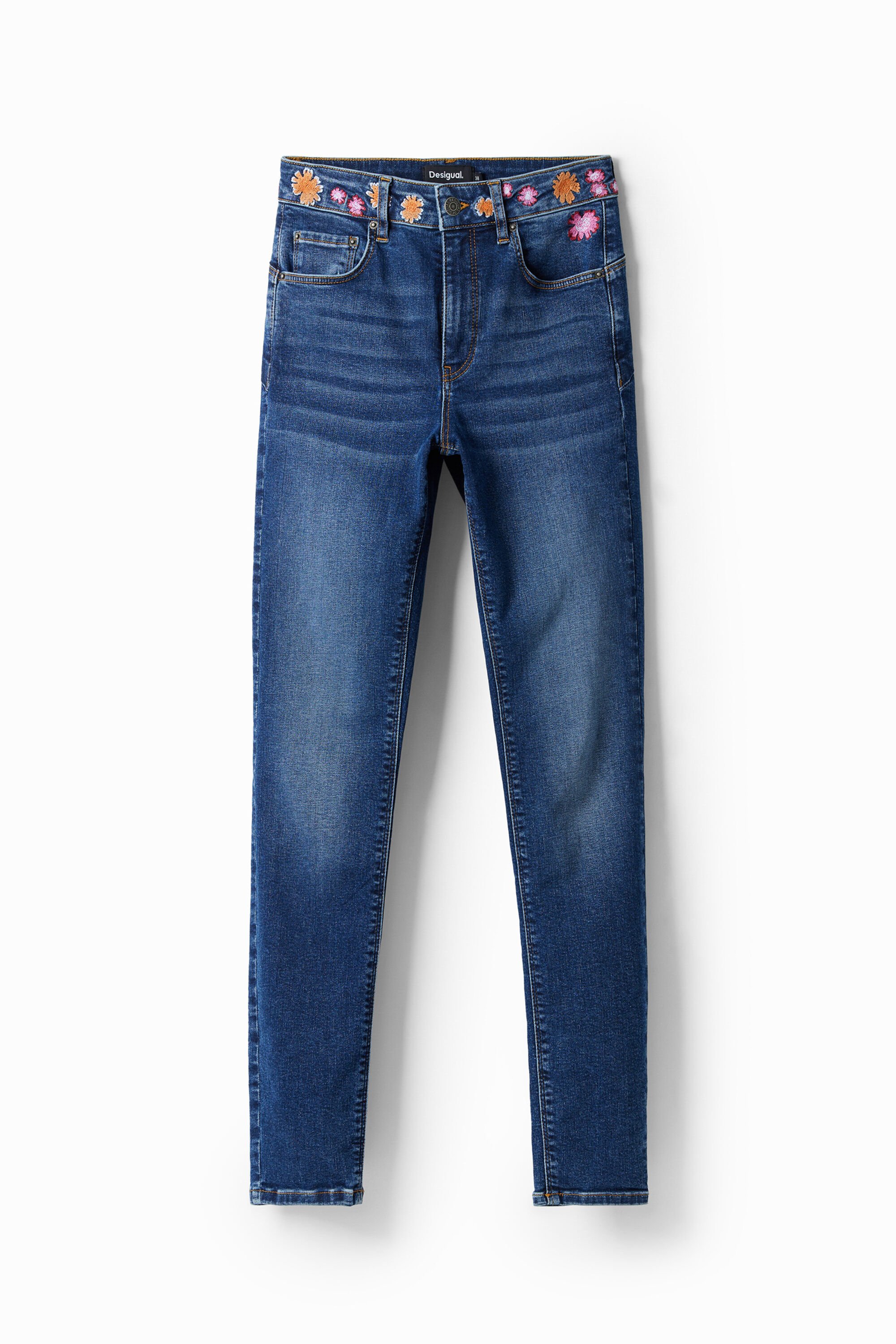 Vaqueros Slim flores bordadas