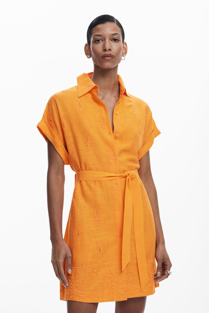 Robe chemise avec ourlet découpé | Desigual