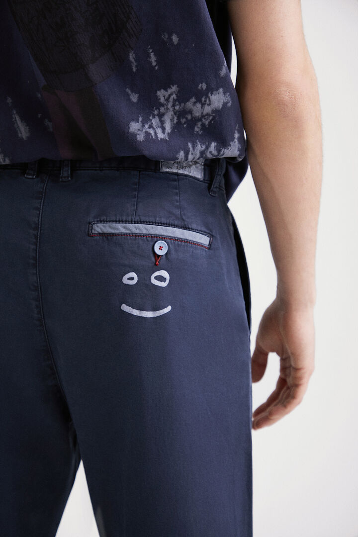 Pantalón chino elástico | Desigual