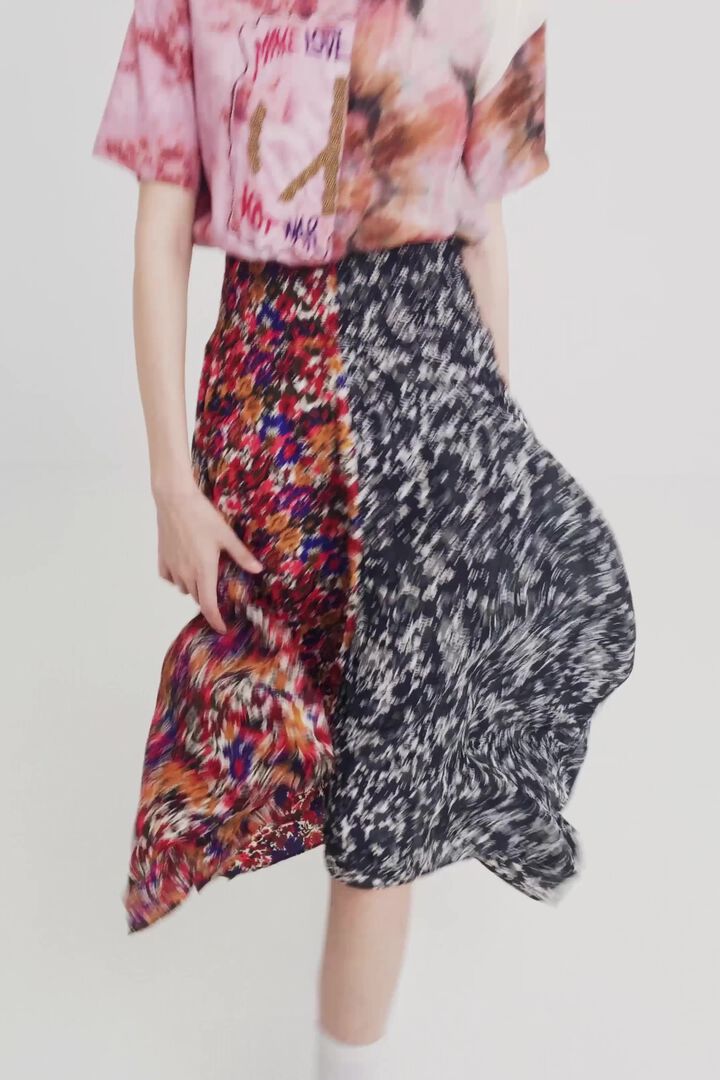 Asymmetric patch print dress | Desigual