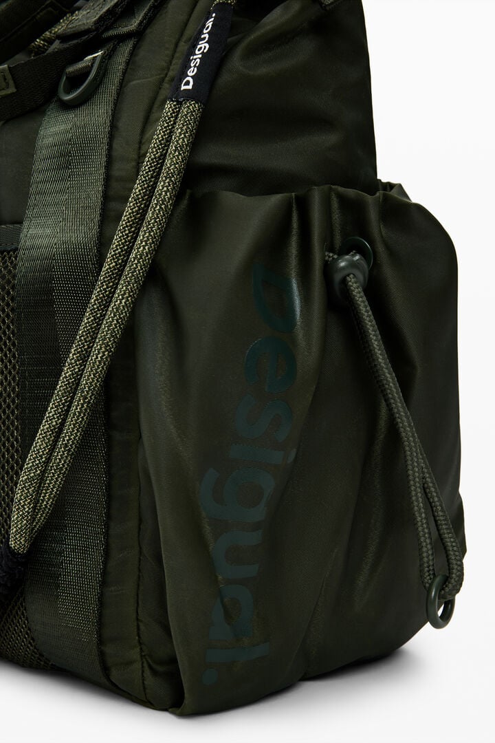 Mochila mediana multiposición nylon | Desigual